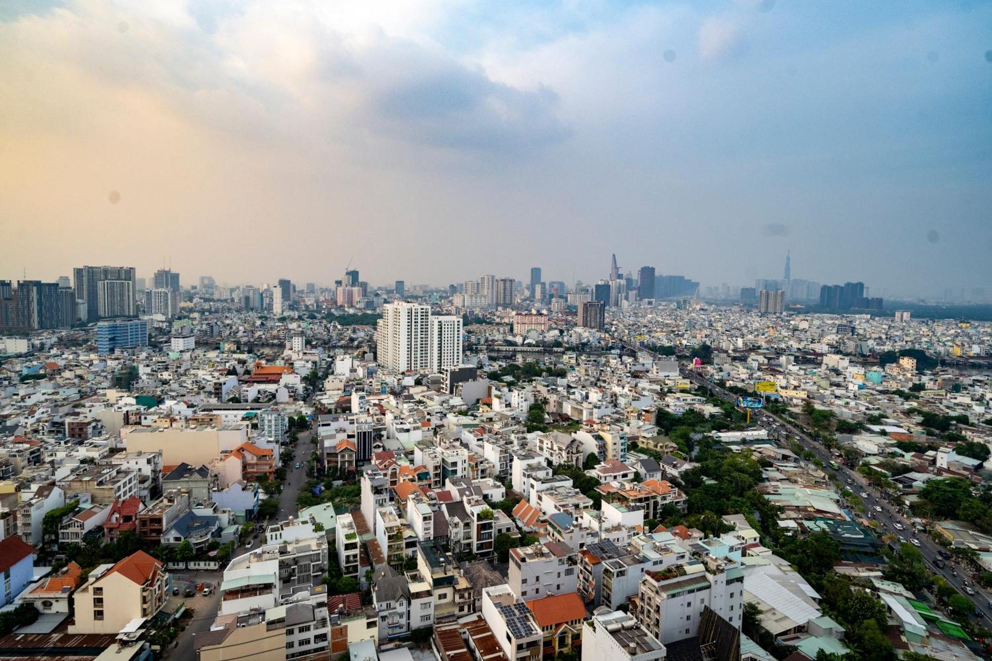 Sunrise City View Apartment , Near Lotte Mart Ho Chi Minh City Exterior photo